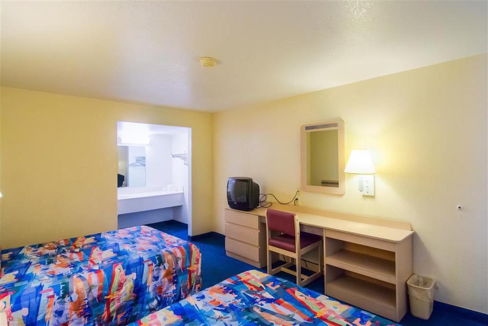 Motel 6-Redding, Ca - South Ruang foto