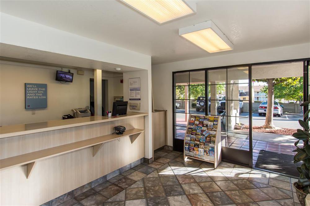 Motel 6-Redding, Ca - South Interior foto