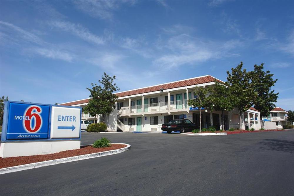Motel 6-Redding, Ca - South Bagian luar foto