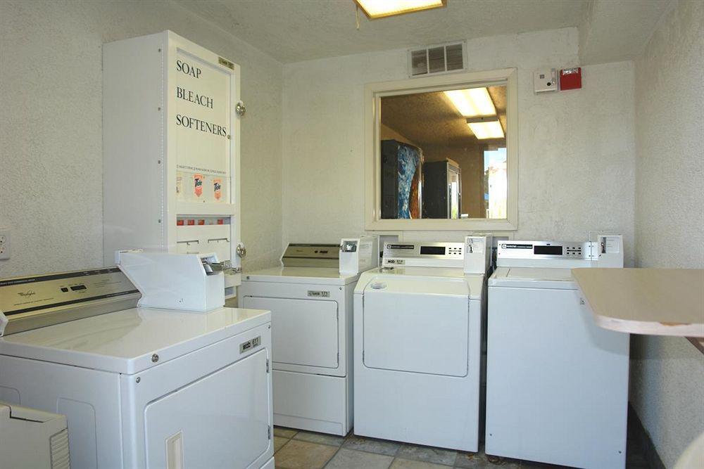Motel 6-Redding, Ca - South Bagian luar foto