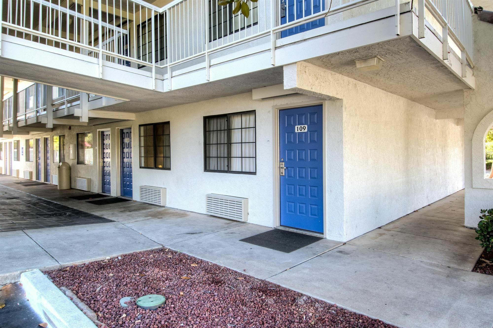 Motel 6-Redding, Ca - South Bagian luar foto